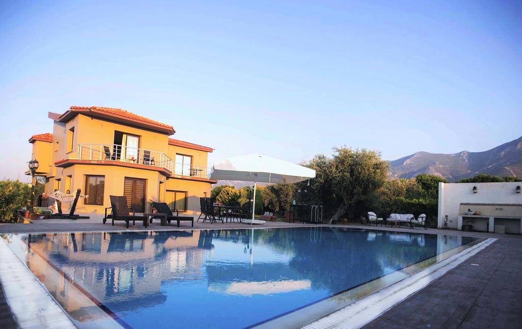 Hera Kyrenia Bb Kazaphani Esterno foto